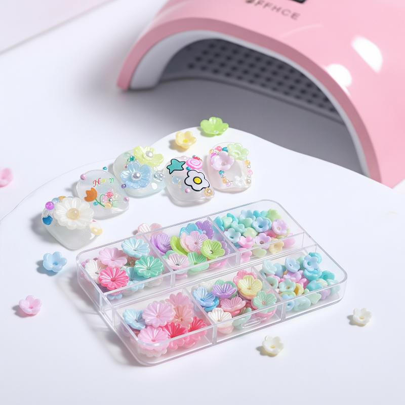 6グリッドミニレジンフラワーネイルチャーム、ポータブルデザイ - Resin Art Using Flowers のレビューと価格